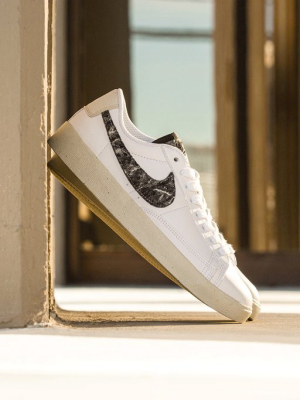 Nike Women's Blazer Low Se - White/black/light Bone