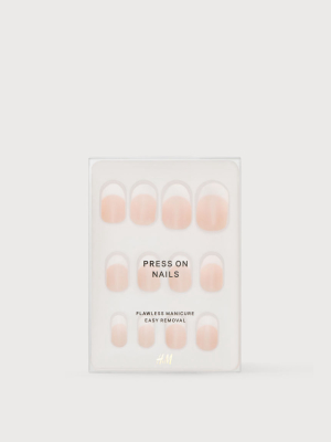 Press-on Nails