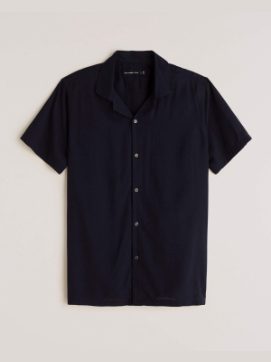 Short-sleeve Camp Collar Button-up Shirt