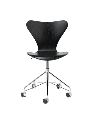 Series 7 Swivel Chair 3117 - Color