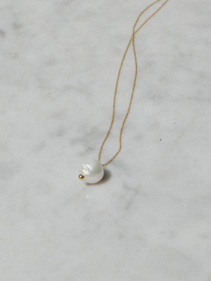 Floating Pearl Necklace