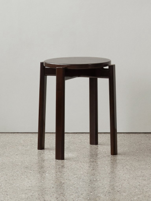 Passage Stool