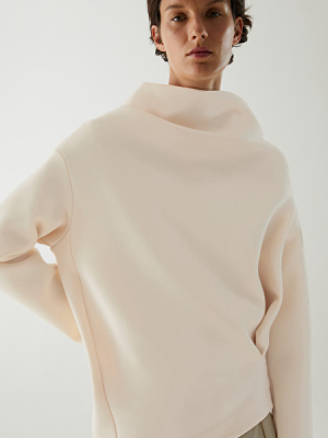 Twisted-shape Scuba Sweater