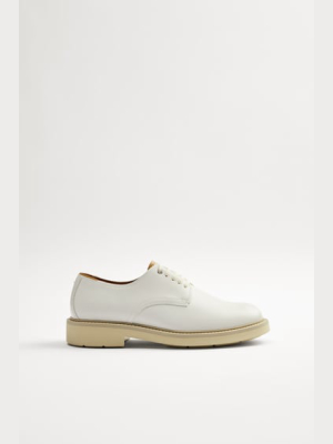 Contrasting Sole White Shoes