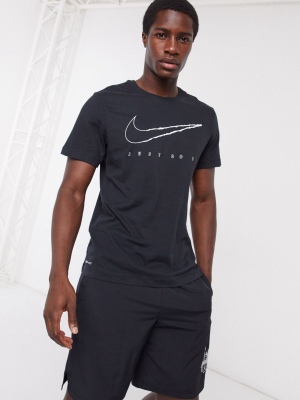 Nike Training T-shirt In Black