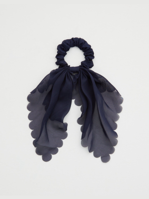 Aerie Scalloped Scrunchie Scarf