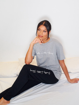 Prettylittlething Script Logo Grey Tee And...