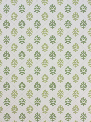 Sample Camille Wallpaper In Green From The Les Rêves Collection By Nina Campbell