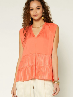 Tiered Pleated Sleeveless Top