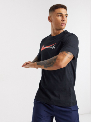 Nike Running Essential Logo T-shirt In Black