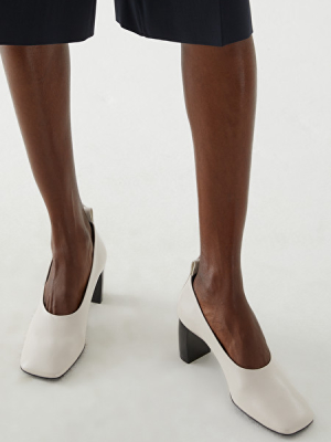 Squared Leather Heeled Pumps