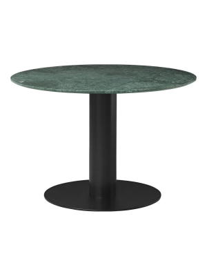 Gubi 2.0 Round Dining Table