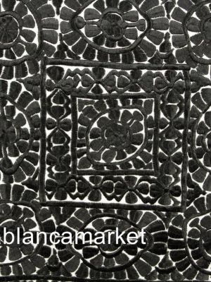 Fez Embroidered Ottoman, Noir
