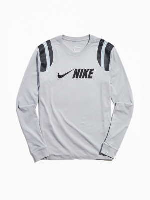 Nike Embroidered Logo Long Sleeve Tee