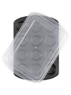 Wilton 12 Cup Perfect Results Premium Non-stick Bakeware Muffin Pan With Cover