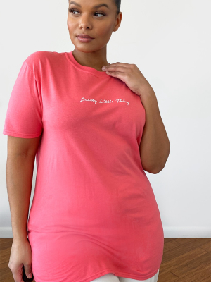 Prettylittlething Plus Coral Slogan Front T Shirt