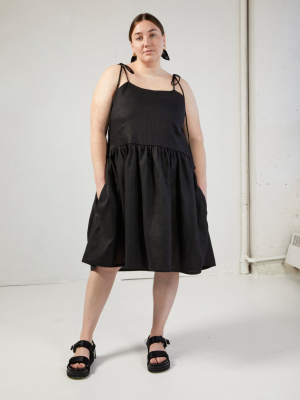 Black Linen Tig Dress