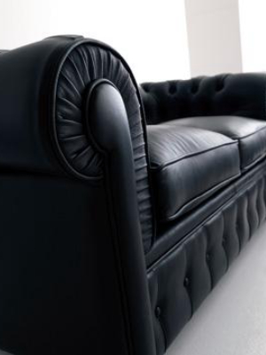 Chesterfield Love Seat