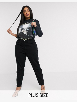 Missguided Plus Mom Jeans In Black