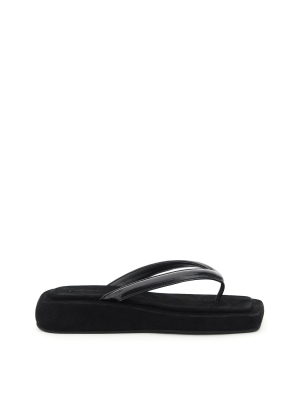 Low Classic Squared Toe Flip-flops