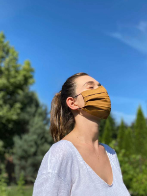 Arise Pleated Face Mask