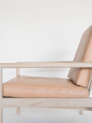 Oak & Leather Lounge Chair - Nude