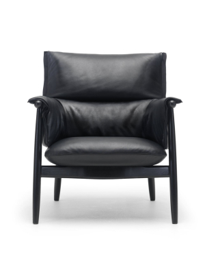 E015 Embrace Lounge Chair