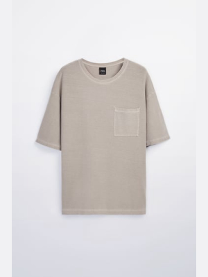 Essence Oversized T-shirt