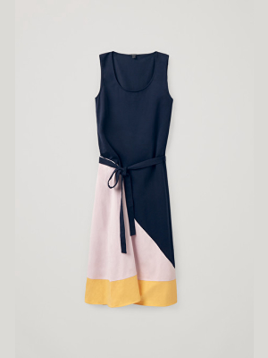 Sleeveless Colour-block Dress