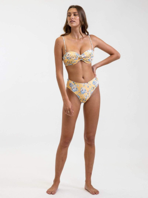 Oia Bloom Knotted Bandeau Top In Butter