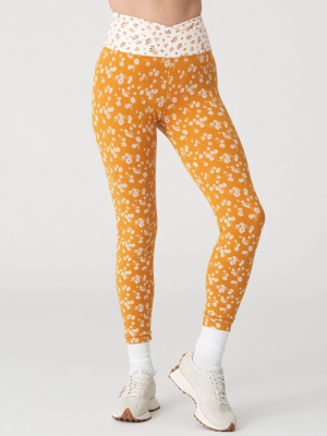 The Rue Crossover Lifestyle Legging