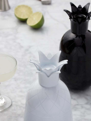 Blu Kitchen Pineapple Cocktail Shaker - White