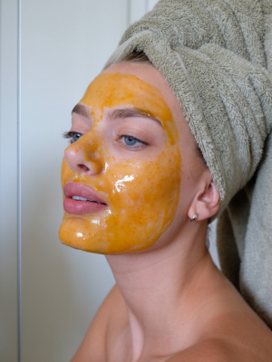 The New New Age Honey Facial Mask