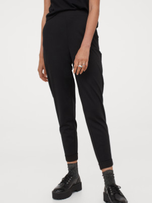 Ankle-length Pull-on Pants