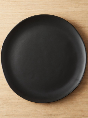 Crisp Matte Black Dinner Plate