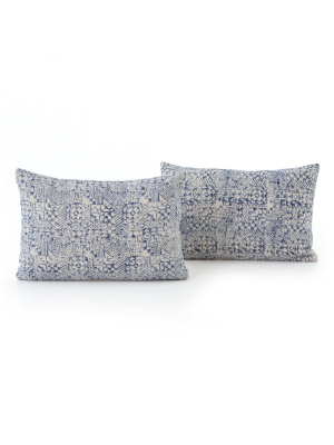 Set Of 2 Faded Mosaic Print Lumbar Pillows