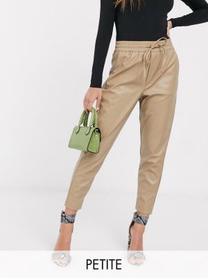 New Look Petite Leather Look Jogger In Cream