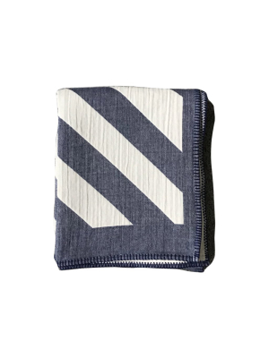 Lagom Throw