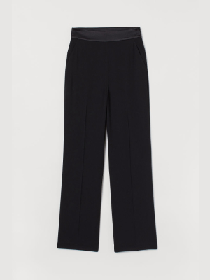 Wide-leg Pants