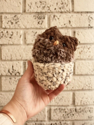 Chestnut Plush Hatching Critter In Shell