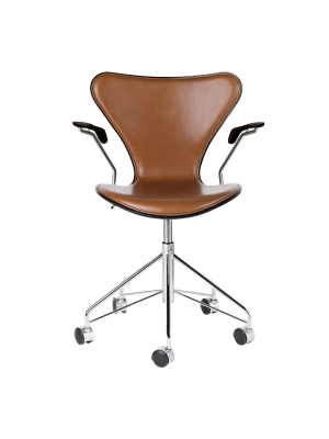 Series 7 Swivel Armchair - Colored Ash - Front Upholstered