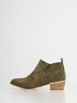 Down-to-earth Darling Ankle Boot