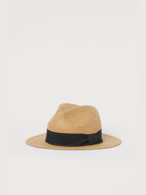 Straw Hat With Grosgrain Band