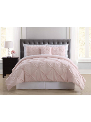 Truly Soft Everyday Arrow Pleated Bed Set