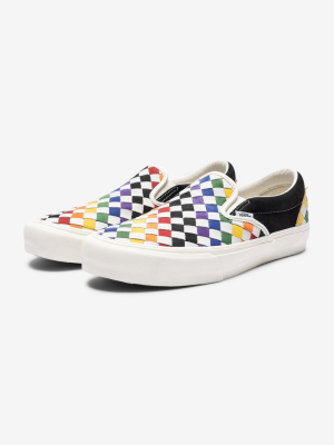 Classic Slip-on Vlt Lx (pride) - Rainbow/ Marshmallow