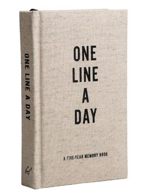 Canvas One Line A Day A Five-year Memory Book By Chronicle Books