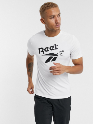 Reebok Training T-shirt With Large Logo In White