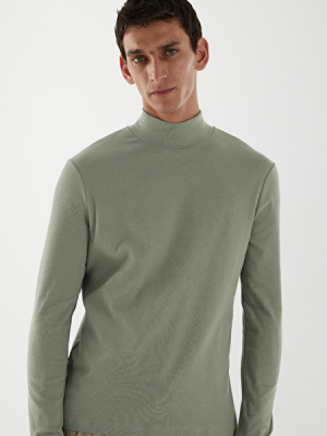 Ribbed Turtleneck Top