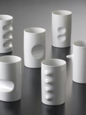 Japanese Porcelain 'fancy Cups'