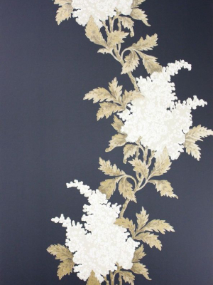 Lomasi Wallpaper In Beige From The Giverny Collection By Nina Campbell